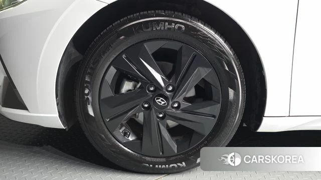 Hyundai Avante Hybrid (CN7) id 5012032 из Кореи 26