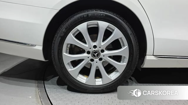 Mercedes-Benz E-Class W213 id 4931136 из Кореи 28