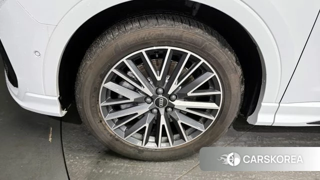 Audi Q3 (F3) id 3914190 из Кореи 15