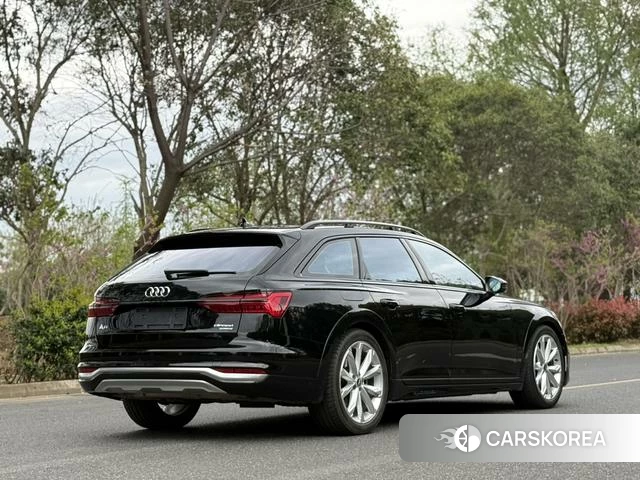 Audi A6 2021 Черный из Китая, фото 6