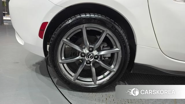 Mazda MX-5 MIATA id 4918733 из Кореи 26