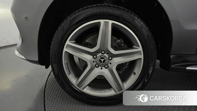 Mercedes-Benz GLE - Class W166 id 5035766 из Кореи 15
