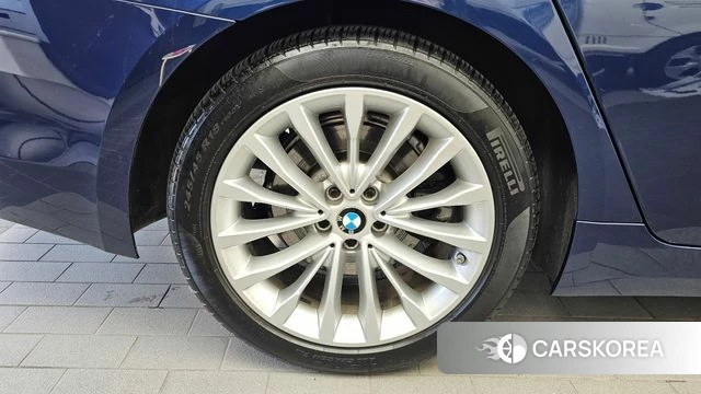 BMW 5 Series (G30) id 5041301 из Кореи 28