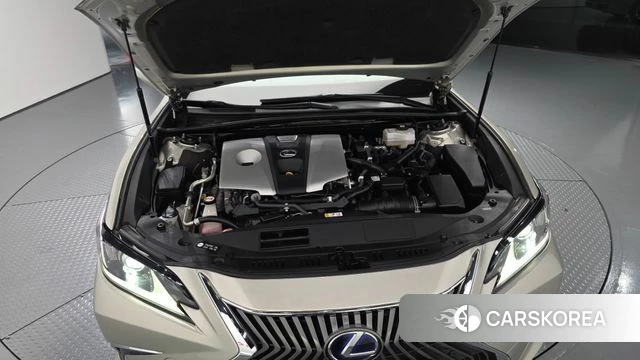 Lexus ES300h 7th generation id 5023816 из Кореи 29