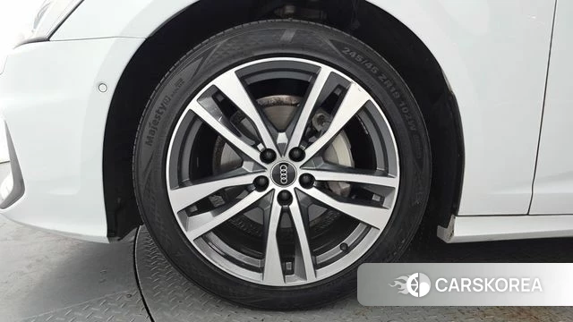 Audi A6 (C8) id 4905945 из Кореи 28