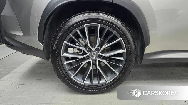 Lexus NX350h Second generation id 5038920 из Кореи 30