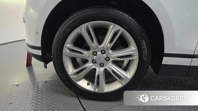 Land Rover Range Rover Velar id 4952733 из Кореи 15