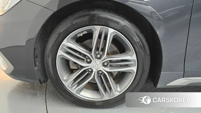 Hyundai Grandeur IG id 4837118 из Кореи 15