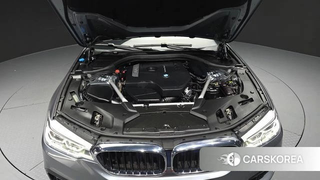 BMW 5 Series (G30) id 5042232 из Кореи 28