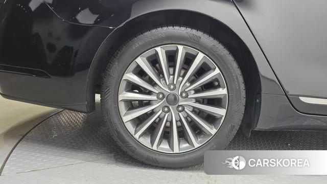 Kia Come New K7 id 5035870 из Кореи 33
