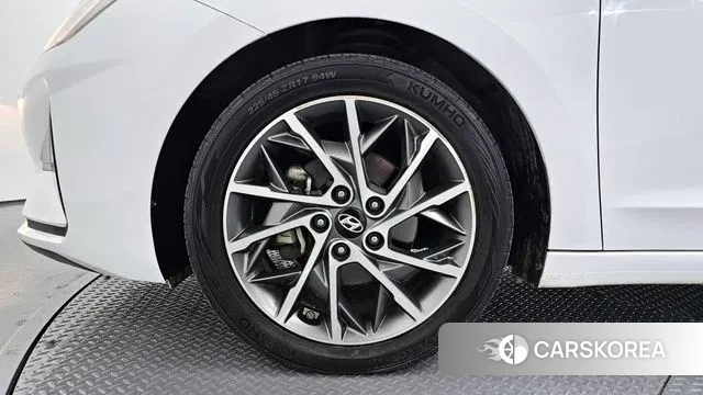 Hyundai The New Avante AD id 3573926 из Кореи 15