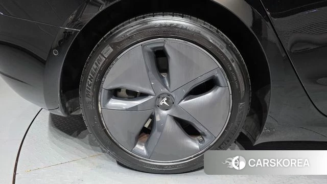 Tesla Model 3 id 4677153 из Кореи 15