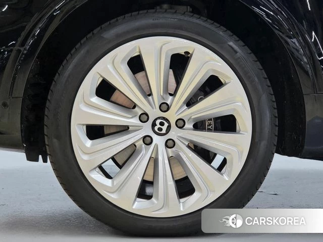 Bentley Bentayga id 4958112 из Кореи 15