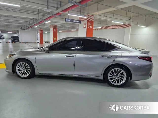 Lexus ES300h 7th generation id 5031501 из Кореи 15