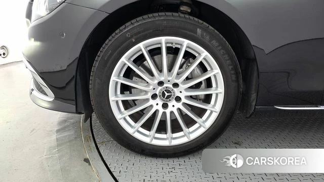 Mercedes-Benz E-Class W213 id 5016399 из Кореи 31