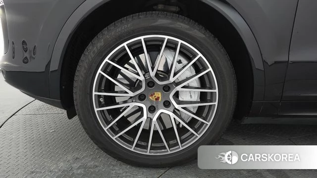 Porsche Cayenne (PO536) id 4755332 из Кореи 33