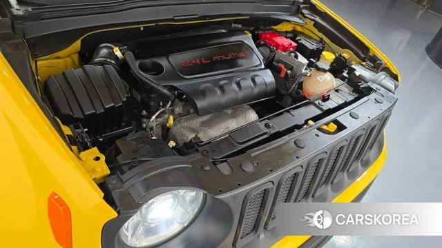 Jeep Renegade id 5004620 из Кореи 26