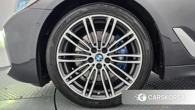 BMW 5 Series (G30) id 4967629 из Кореи 15
