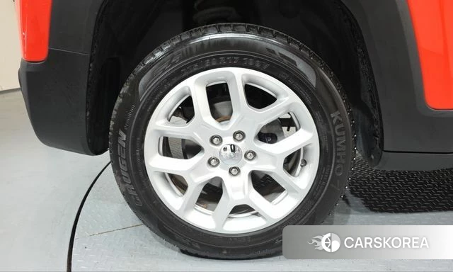 Jeep Renegade id 4993536 из Кореи 33