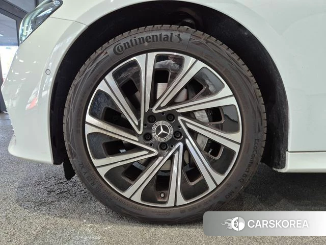Mercedes-Benz E-Class W214 id 4927848 из Кореи 15