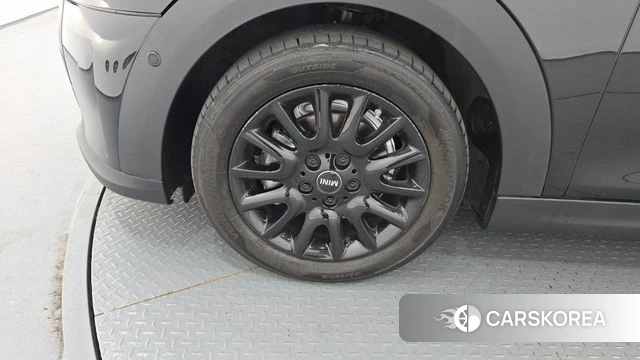 Mini Cooper id 4773707 из Кореи 27