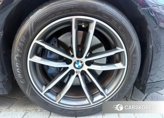 BMW 5 Series (G30) id 4942064 из Кореи 9