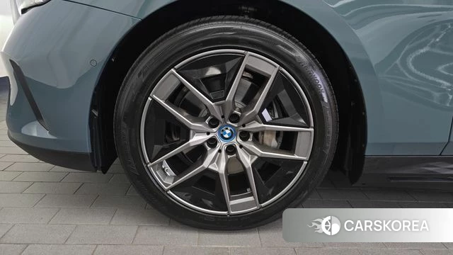BMW i5 (G60) id 5033343 из Кореи 15