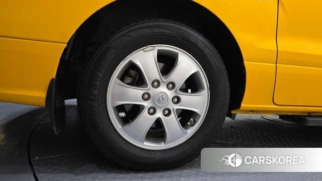 Hyundai The New Grand Starex id 4713359 из Кореи 25