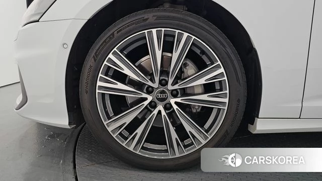 Audi A6 (C8) id 4905348 из Кореи 29