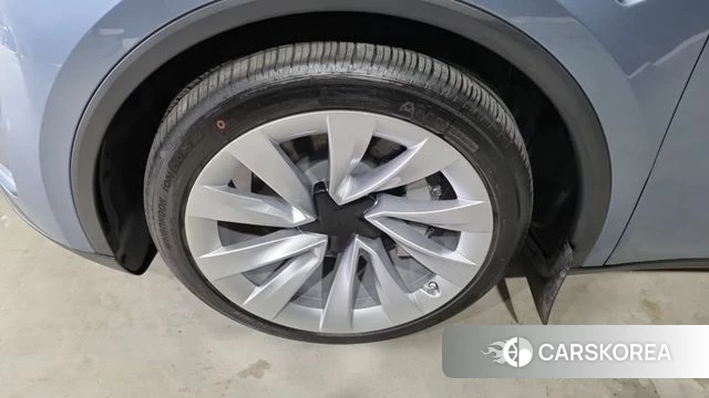 Tesla Model Y id 4705936 из Кореи 13