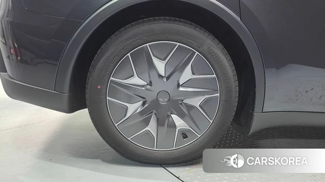 Tesla Model Y id 4791776 из Кореи 32