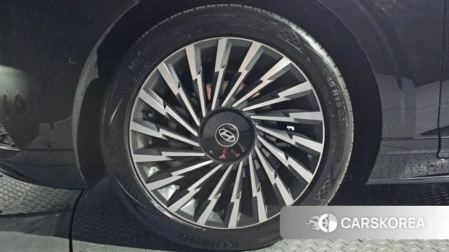 Hyundai Grandeur Hybrid (GN7) id 4980986 из Кореи 36