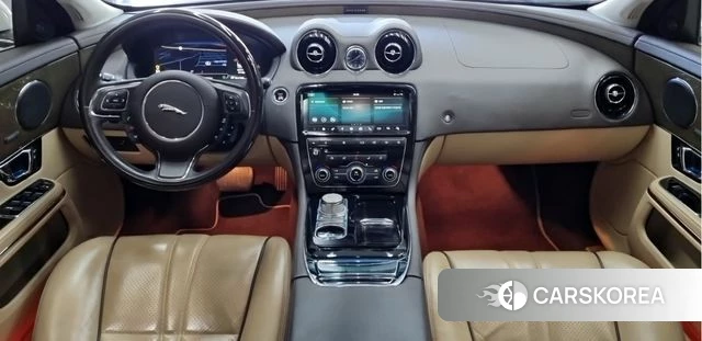 Jaguar All New XJ id 5014034 из Кореи 9