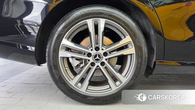 Mercedes-Benz E-Class W213 id 5033396 из Кореи 27