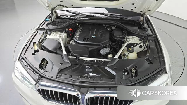 BMW 5 Series (G30) id 4977721 из Кореи 26