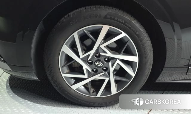 Hyundai Grandeur (GN7) id 5016592 из Кореи 32