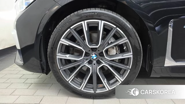 BMW 7 Series (G11) id 5004188 из Кореи 16