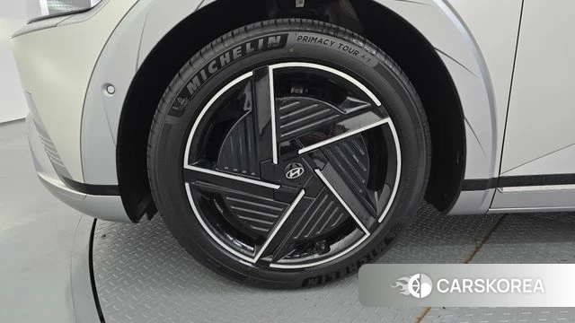 Hyundai The New Ionic 5 id 5039274 из Кореи 36