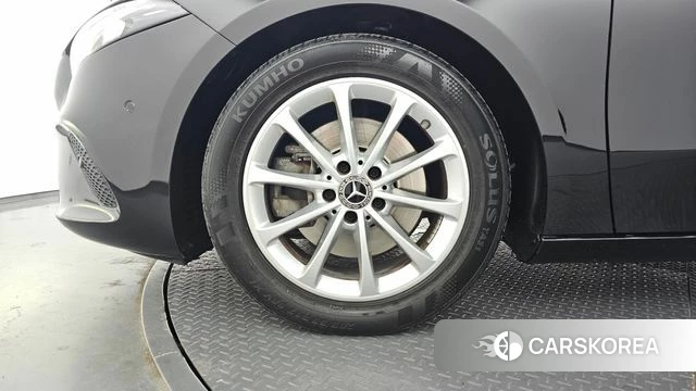 Mercedes-Benz A-Class W177 id 4496176 из Кореи 24