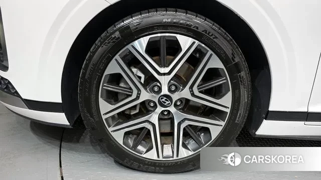 Hyundai Grandeur (GN7) id 3566175 из Кореи 15