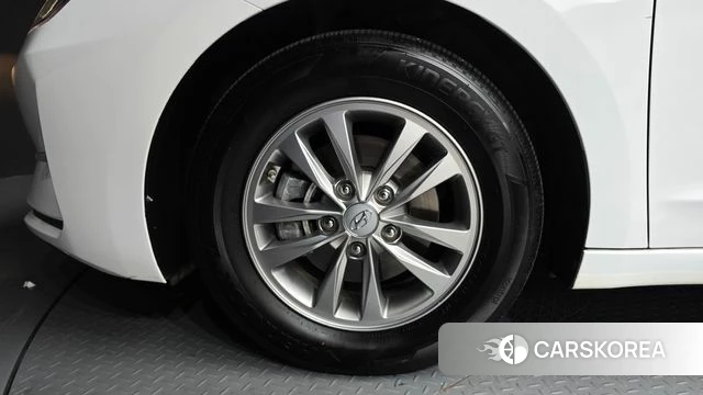 Hyundai The New Avante AD id 4742056 из Кореи 15