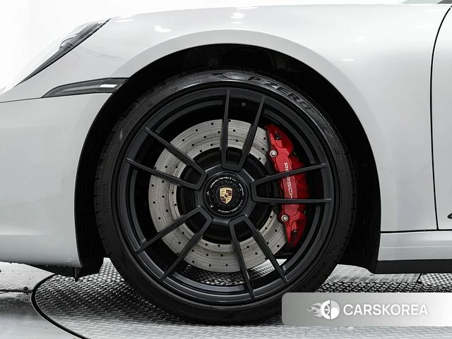 Porsche 911(992) id 5022525 из Кореи 15