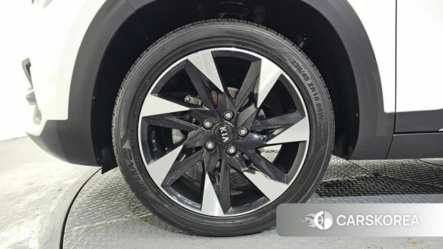 Kia Seltos id 5018004 из Кореи 15