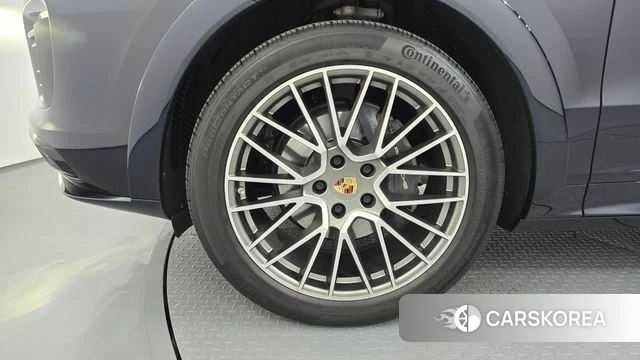 Porsche Cayenne (PO536) id 4965418 из Кореи 32