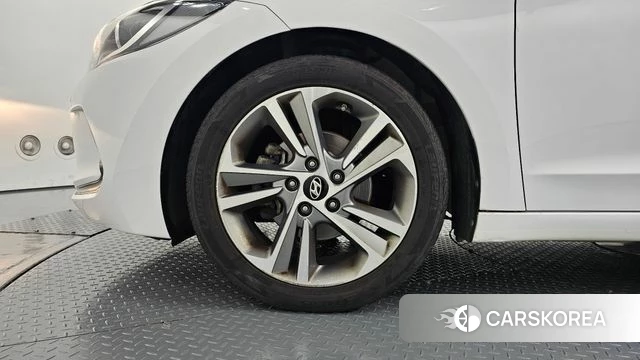 Hyundai Avante AD id 4755379 из Кореи 15