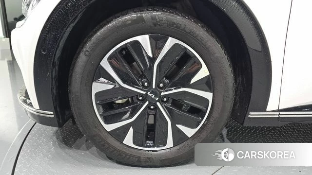 Kia EV6 id 5027117 из Кореи 27
