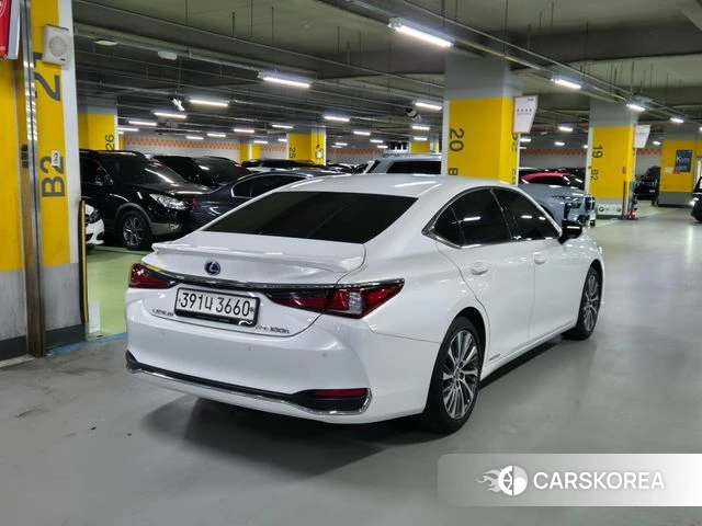 Lexus ES300h 7th generation id 5017772 из Кореи 15