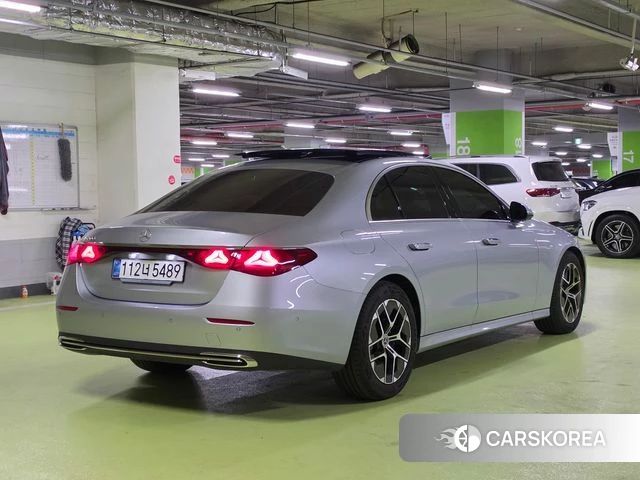 Mercedes-Benz E-Class W214 id 4934683 из Кореи 15