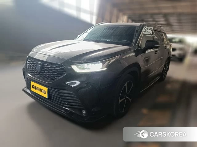 Toyota Crown 2021 Черный из Китая, фото 5
