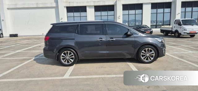 Kia All New Carnival id 5014150 из Кореи 10